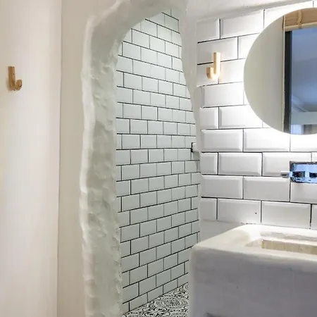 Hotell Gran Via Alsancak