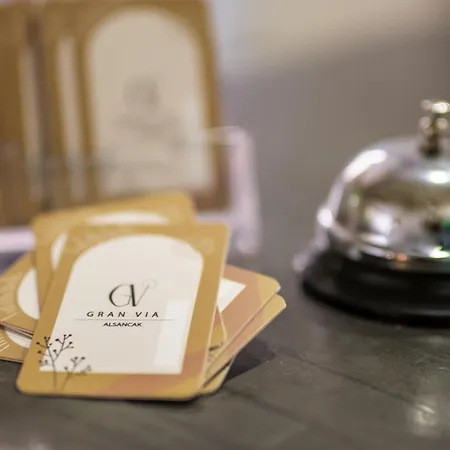 Gran Via Alsancak Hotel 5*