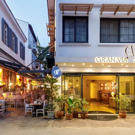 Gran Via Alsancak 5*