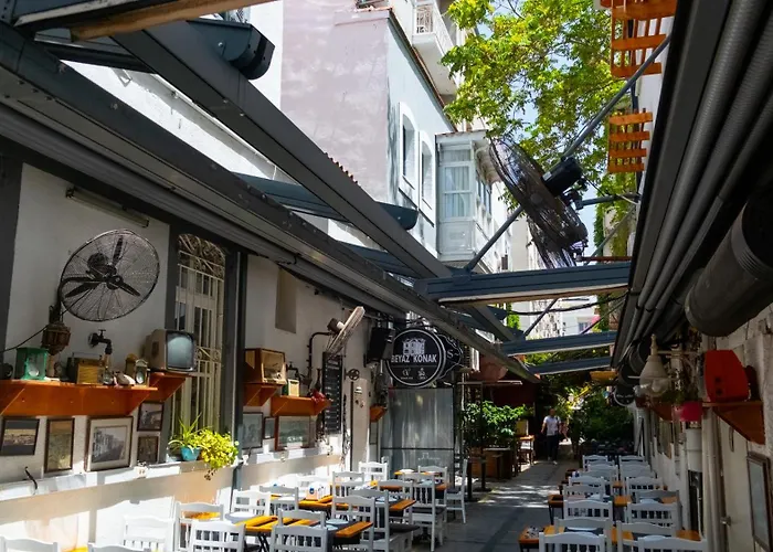 מלון Gran Via Alsancak 5*