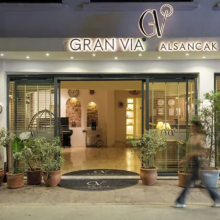 Gran Via Alsancak 5* İzmir