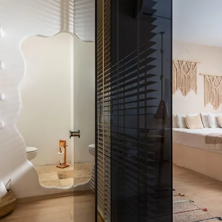 Gran Via Alsancak Otel