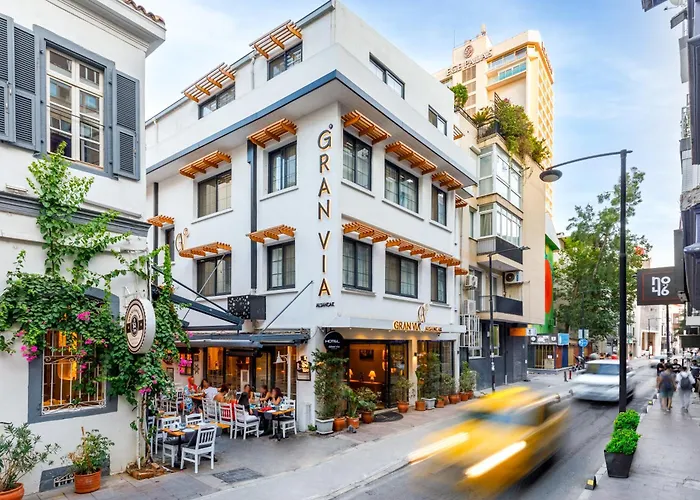 Gran Via Alsancak Hotel 5*