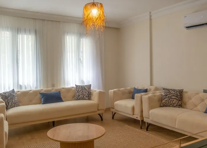 Gran Via Alsancak 5*