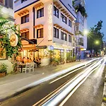 Gran Via Alsancak 5*